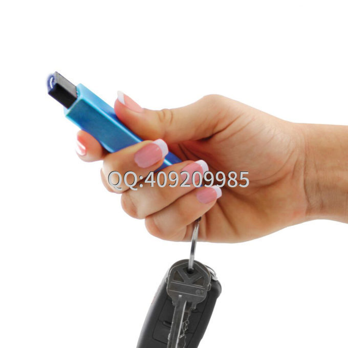 女性如何正確使用電擊棒？